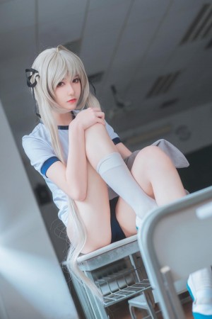 微博红人动漫Coser@南桃Momoko 春日野穹体操服 [28P/139MB]|