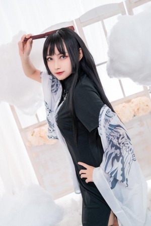 [喵糖映画] VOL.008 旗袍少女 [41P/679M]|秀人馆