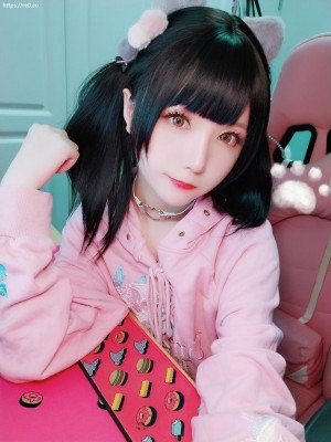 [星之迟迟] VOL.04 元气女仆包[65+1P/71.7M]|秀人馆