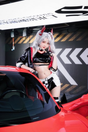 Momoko葵葵 碧蓝航线 欧根赛车女郎[58P-277MB]|